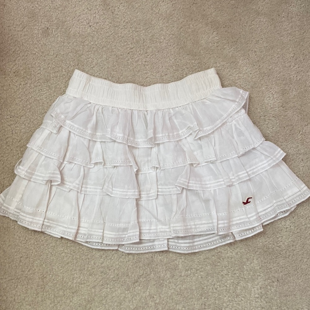 Hollister White Ruffle Skirt